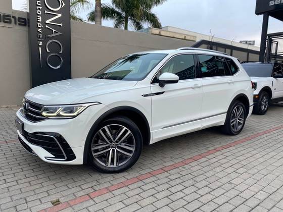 VOLKSWAGEN TIGUAN 2.0 300 TSI GASOLINA ALLSPACE R-LINE AUTOMÁTICO VOLKSWAGEN TIGUAN 2.0 300 TSI GASOLINA ALLSPACE R-LINE AUTOMÁTICO